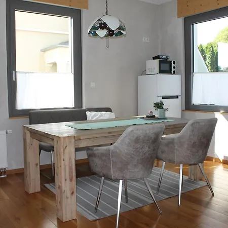 Apartment Haus Knaeppen Size M *